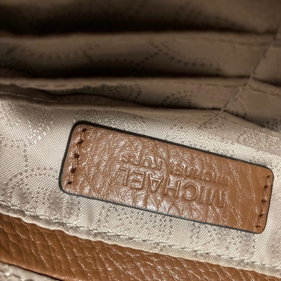 MICHAEL KORS CROSSBODY Brown LEATHER MK SHOULDERBAG VNTG - Picture 5 of 7